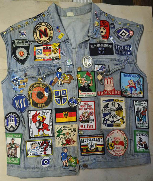 Halle15Clothes Aufnäher Volbeat – Logo, Schwarz, Polyester – Für Kutte, Jacke & Rucksack